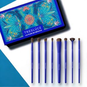 Treslúce Beauty La Flor De México EyeShadow Palette & 8 Piece Brush Bundle New